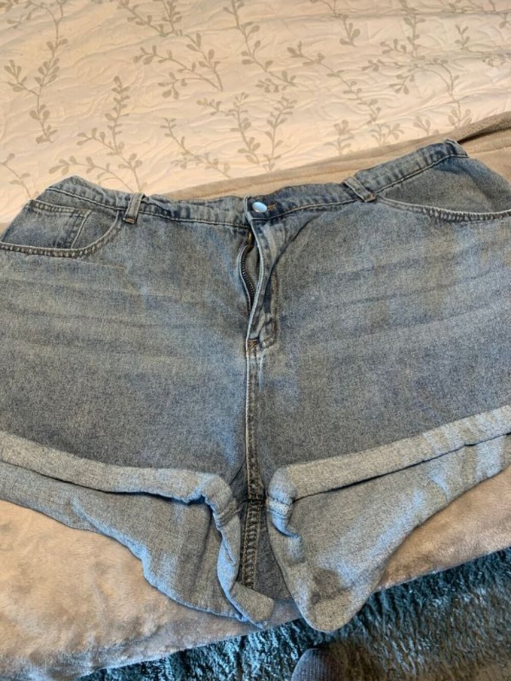 SHEIN Woman’s Jean Shorts size 4XL